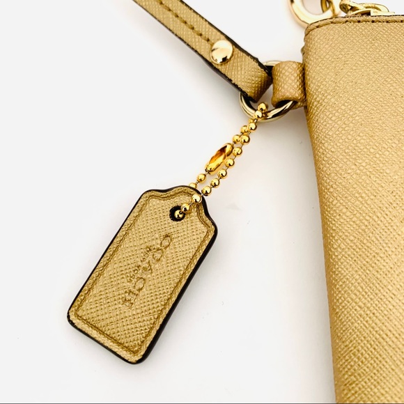 Coach Leather Wristlet Gold Good Condition - Picture 2 of 8